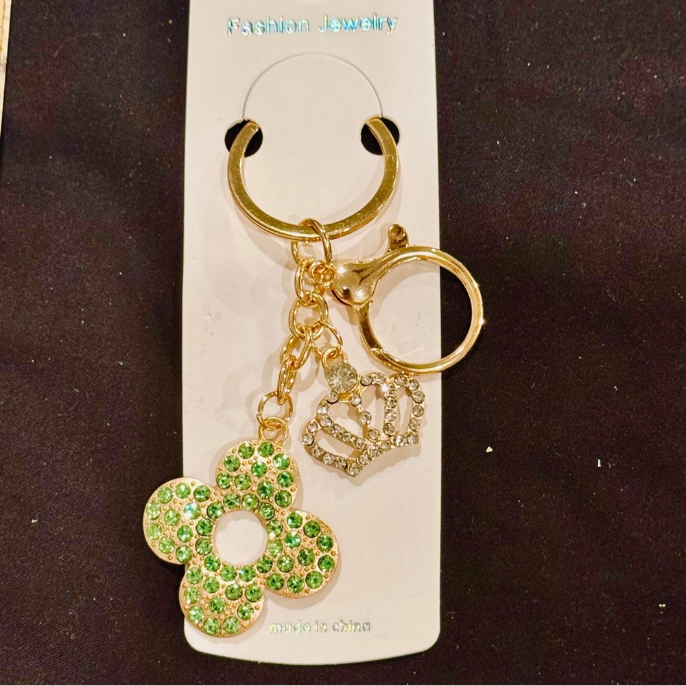 BAG CHARM NWT Gold Tone Crystal Clover & Crown Keychain Green